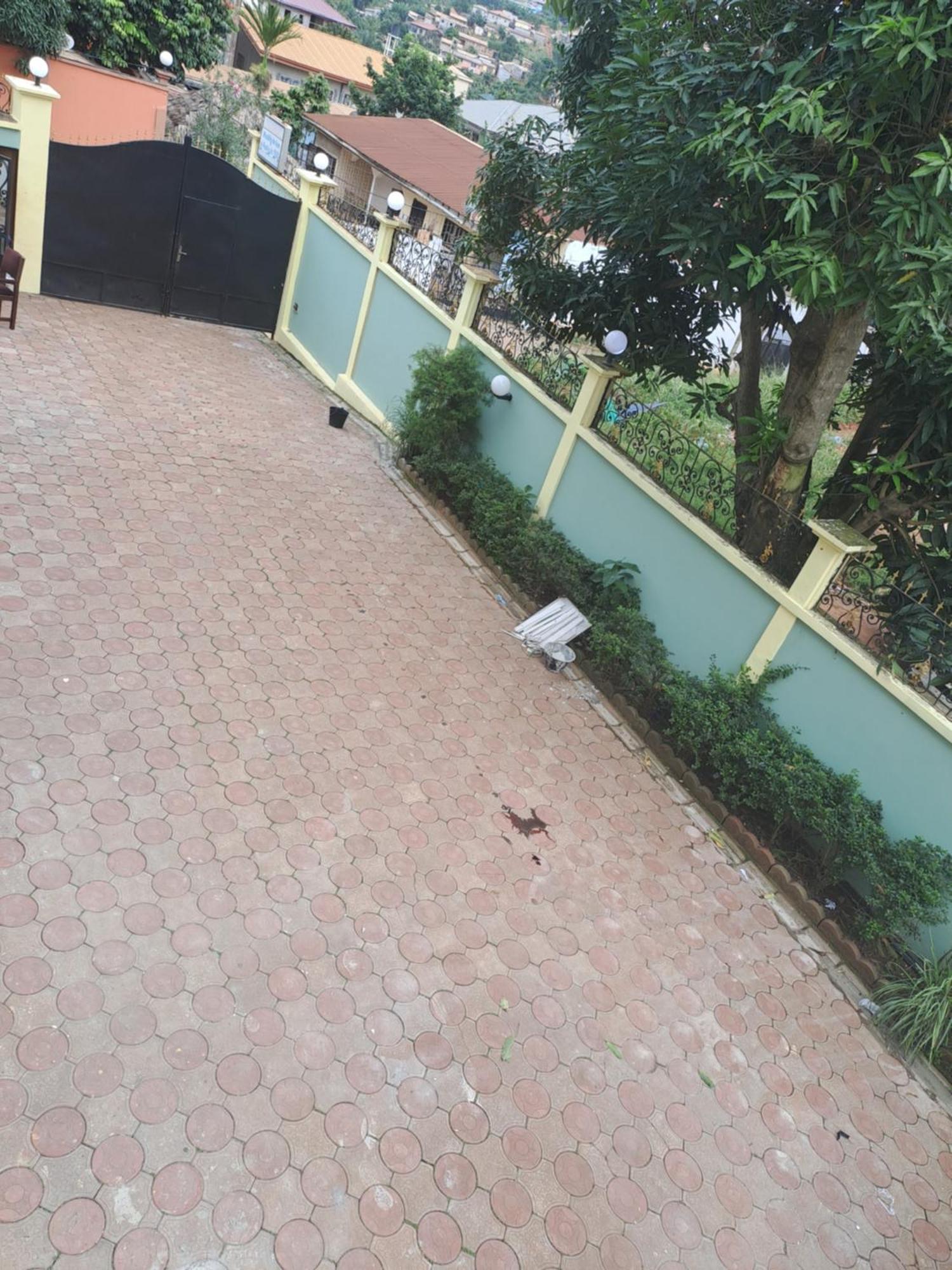 Cosy Chez Gaby Apartment Yaounde Exterior photo